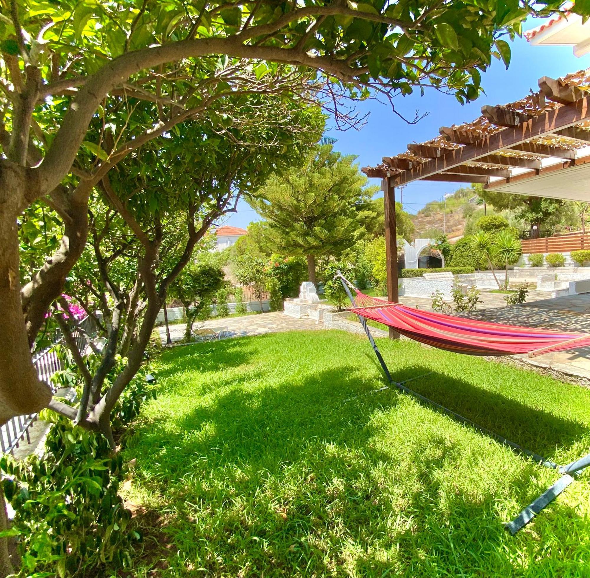Villa Naya By The Beach อานาวีซอส ภายนอก รูปภาพ